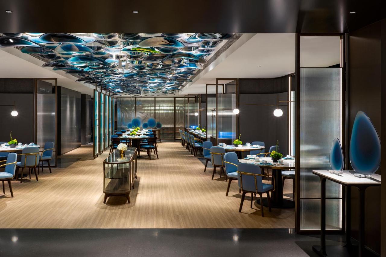 Intercontinental Kaohsiung By Ihg Hotel Eksteriør billede The interior of the restaurant