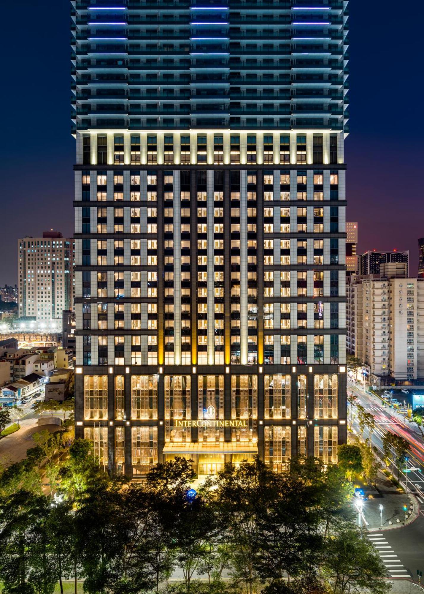 Intercontinental Kaohsiung By Ihg Hotel Eksteriør billede The River